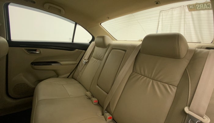 2017 Maruti Ciaz ZDI+ SHVS, Diesel, Manual, 22,161 km, Right Side Rear Door Cabin