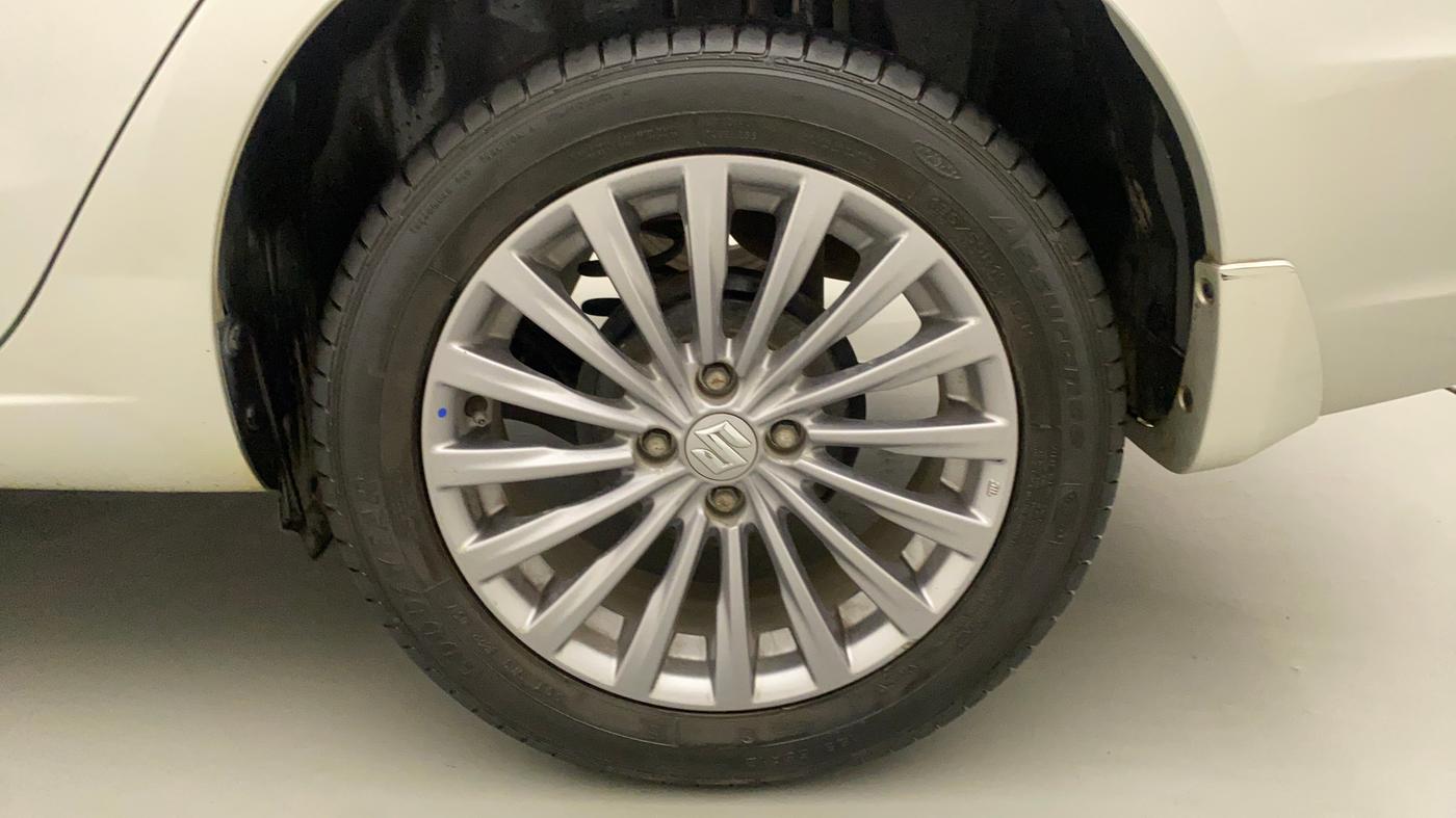 2017 Maruti Ciaz ZDI+ SHVS, Diesel, Manual, 22,161 km, Left Rear Wheel
