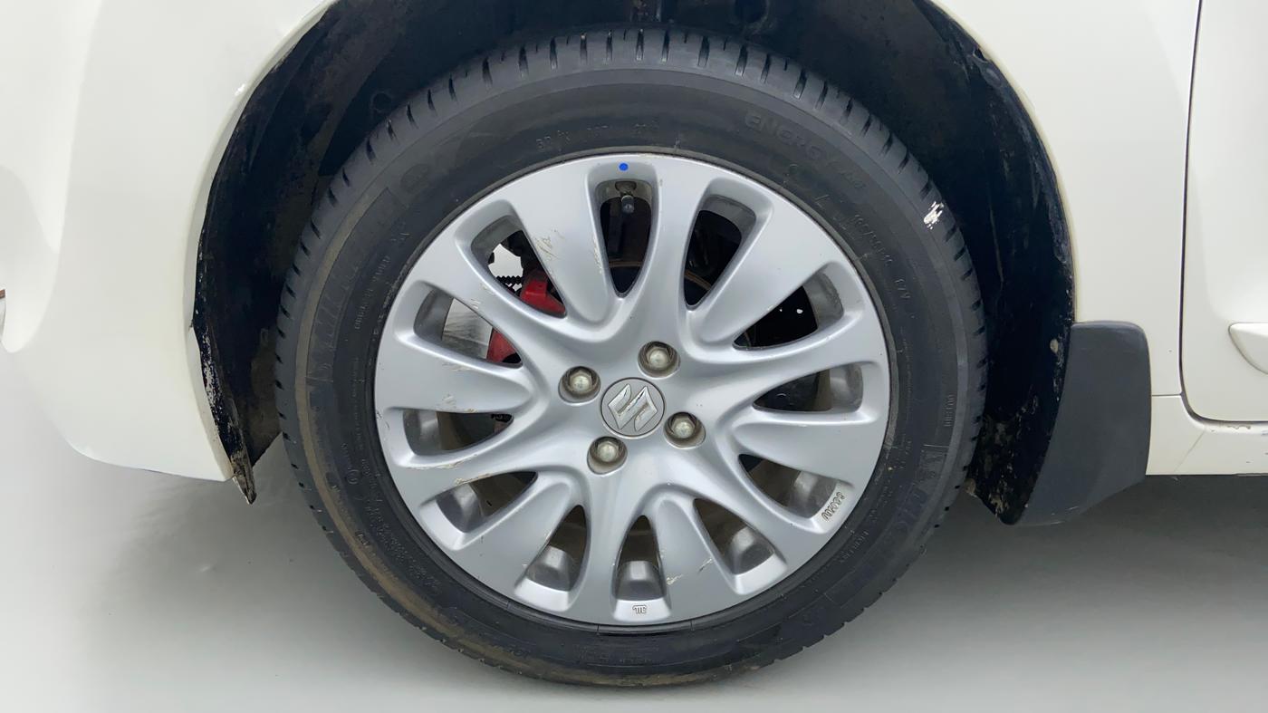 2017 Maruti Baleno DELTA PETROL 1.2, Petrol, Manual, 44,728 km, Left Front Wheel