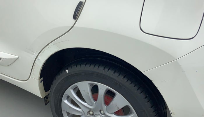 2017 Maruti Baleno DELTA PETROL 1.2, Petrol, Manual, 44,728 km, Left quarter panel - Slightly dented
