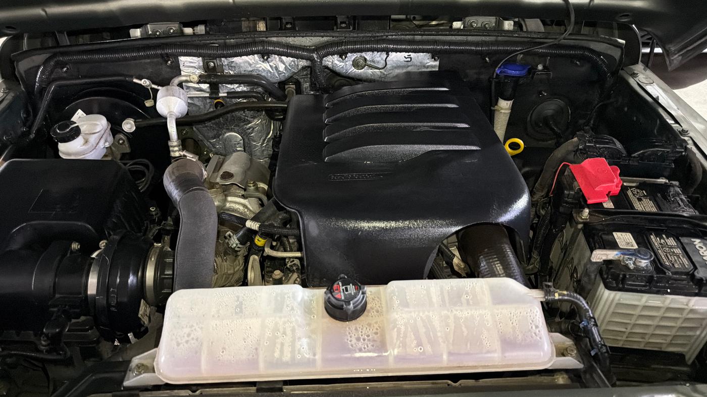 2021 Mahindra Thar LX PETROL HT 4WD AT, Petrol, Automatic, 11,175 km, Engine View