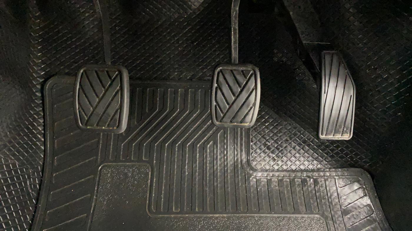 2022 Maruti S PRESSO VXI+, Petrol, Manual, 74,382 km, Pedals