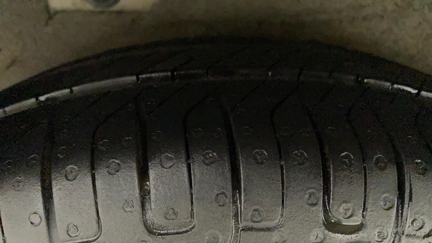 2011 Hyundai i10 MAGNA 1.2, Petrol, Manual, 78,927 km, Right Rear Tyre Tread