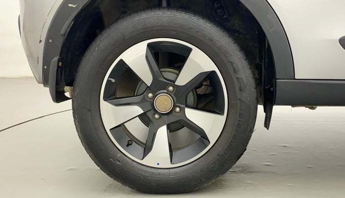 2017 Tata NEXON XZ PLUS PETROL, Petrol, Manual, 74,639 km, Right Rear Wheel