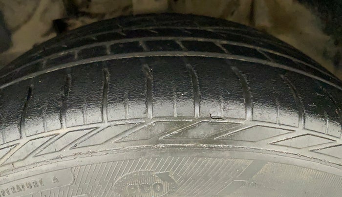 2017 Tata NEXON XZ PLUS PETROL, Petrol, Manual, 74,639 km, Left Front Tyre Tread