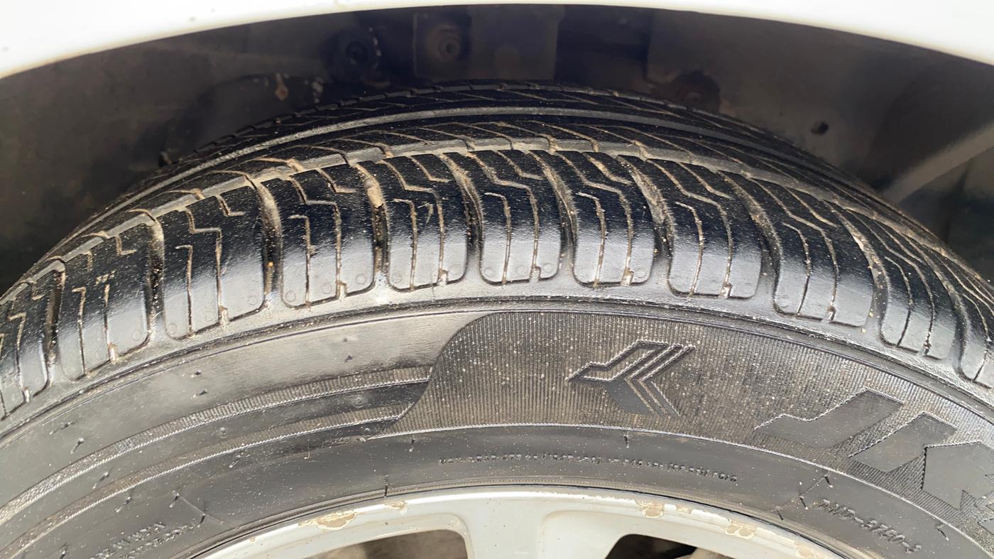 2019 Ford New Figo TITANIUM1.5 DIESEL, Diesel, Manual, 94,547 km, Right Front Tyre Tread