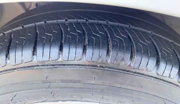 2019 Ford New Figo TITANIUM1.5 DIESEL, Diesel, Manual, 94,547 km, Left Front Tyre Tread