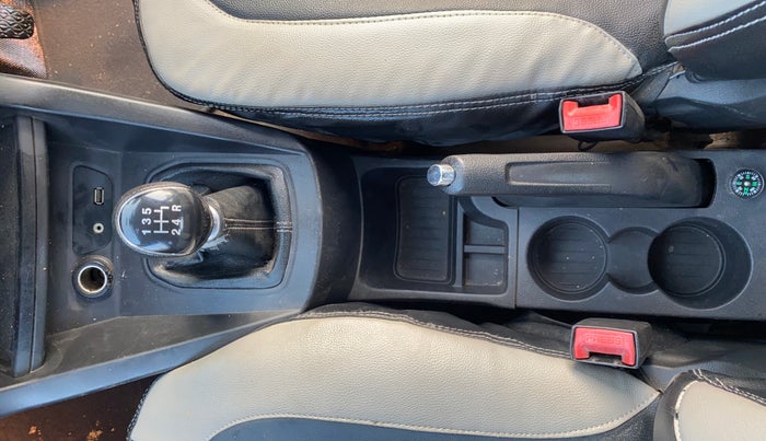 2019 Ford New Figo TITANIUM1.5 DIESEL, Diesel, Manual, 94,547 km, Gear Lever