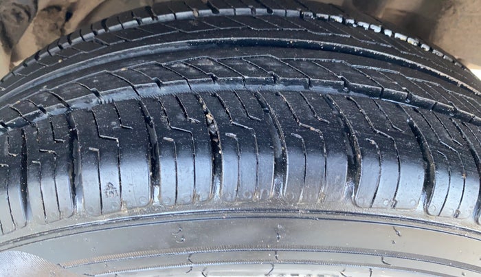 2019 Ford New Figo TITANIUM1.5 DIESEL, Diesel, Manual, 94,547 km, Left Rear Tyre Tread