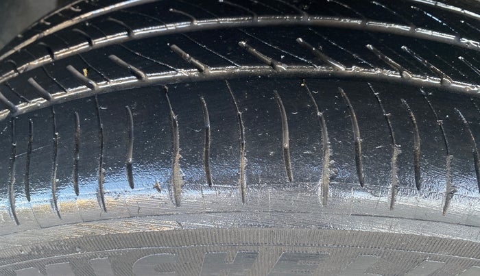 2021 Tata NEXON XZ PETROL, Petrol, Manual, 76,618 km, Right Rear Tyre Tread