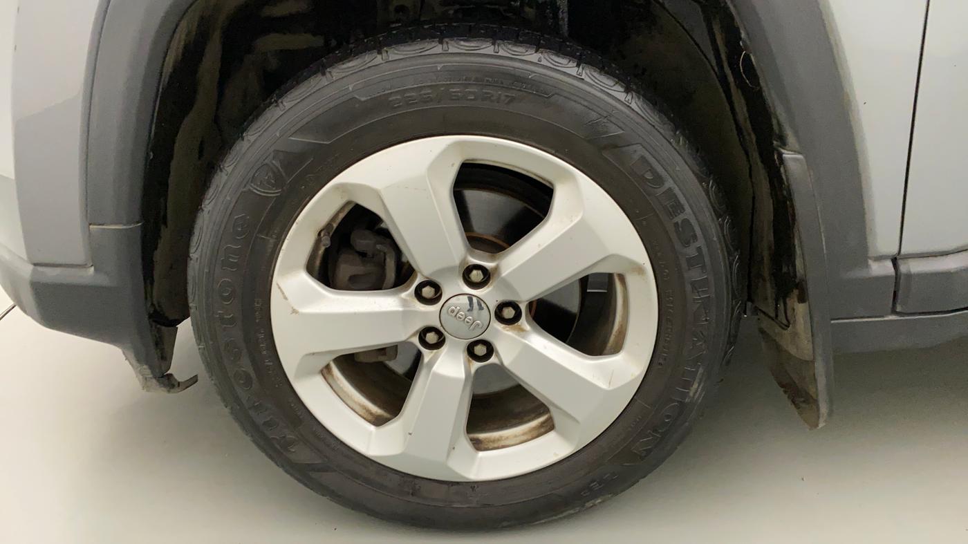 2018 Jeep Compass LONGITUDE (O) 2.0 DIESEL, Diesel, Manual, 34,876 km, Left Front Wheel