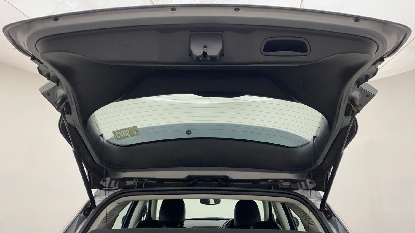 2018 Jeep Compass LONGITUDE (O) 2.0 DIESEL, Diesel, Manual, 34,876 km, Boot Door Open