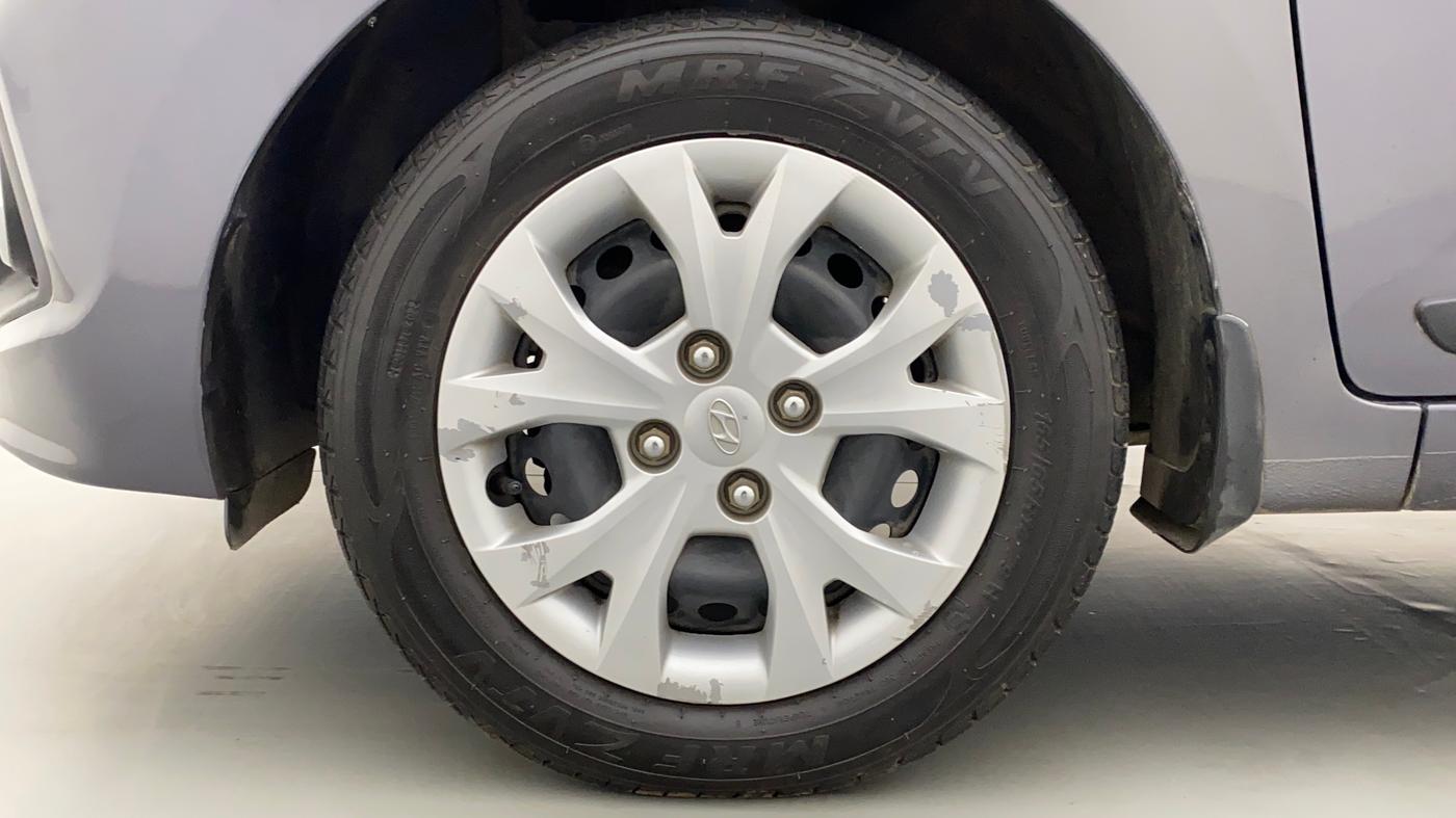 2016 Hyundai Grand i10 SPORTZ 1.2 KAPPA VTVT, Petrol, Manual, 48,956 km, Left Front Wheel