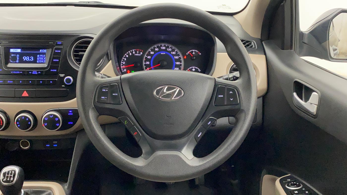 2016 Hyundai Grand i10 SPORTZ 1.2 KAPPA VTVT, Petrol, Manual, 48,956 km, Steering Wheel Close Up