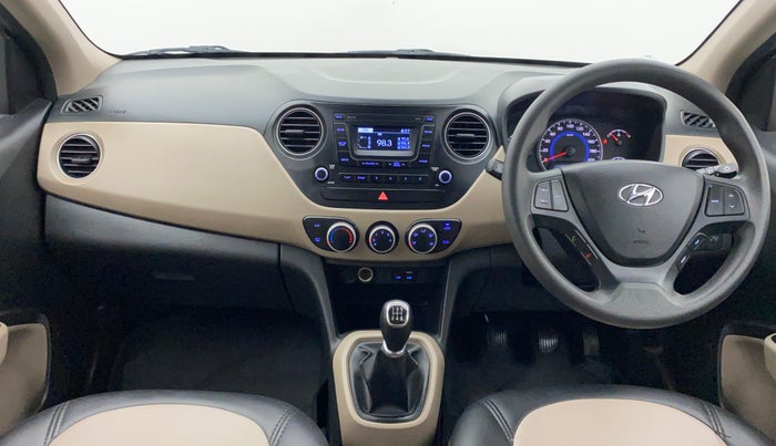2016 Hyundai Grand i10 SPORTZ 1.2 KAPPA VTVT, Petrol, Manual, 48,956 km, Dashboard
