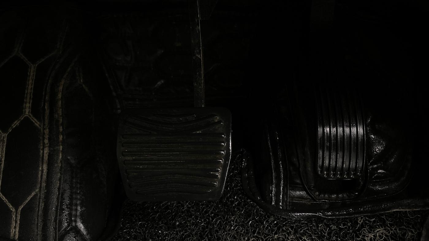 2025 Mahindra Thar Roxx AX7 L Diesel AT 4WD, Diesel, Automatic, 19,011 km, Pedals