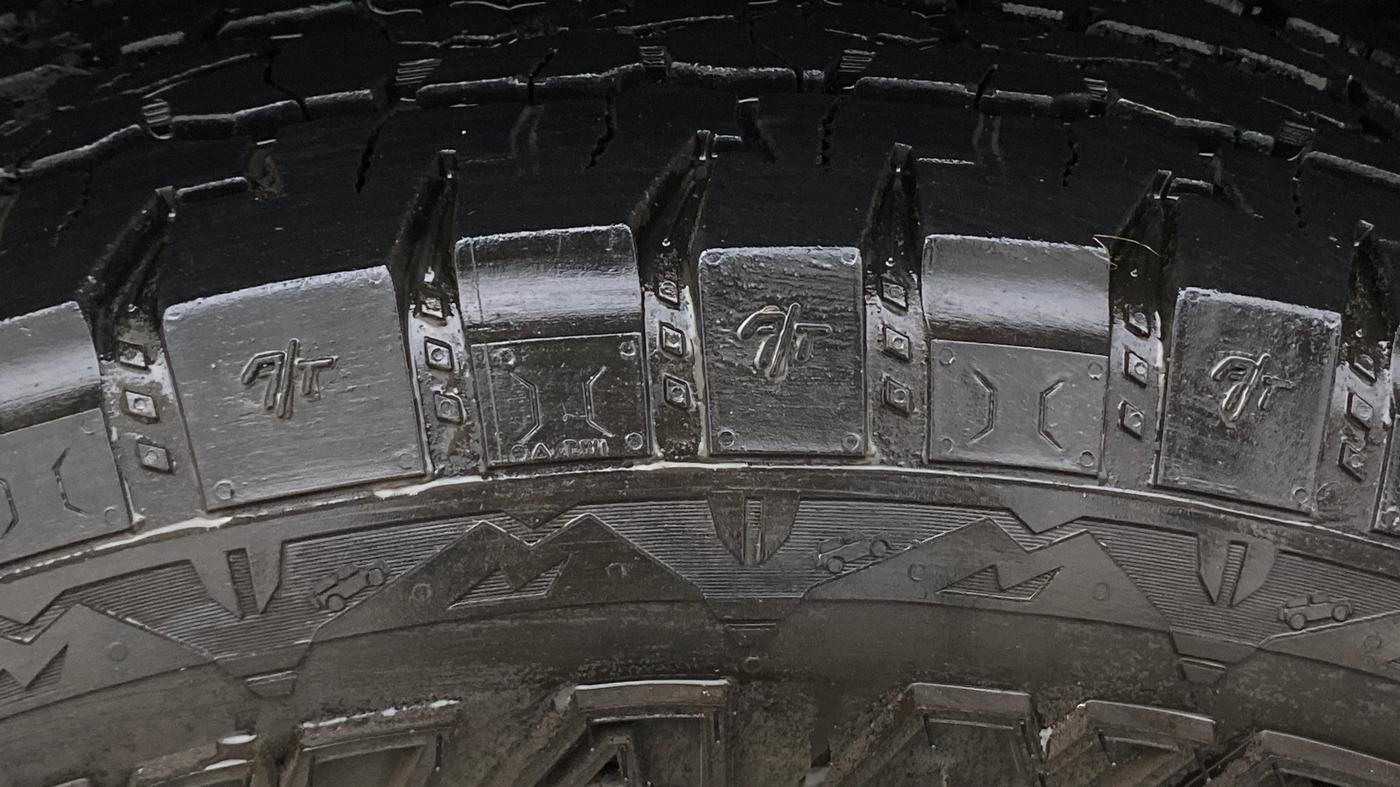 2025 Mahindra Thar Roxx AX7 L Diesel AT 4WD, Diesel, Automatic, 19,011 km, Right Rear Tyre Tread