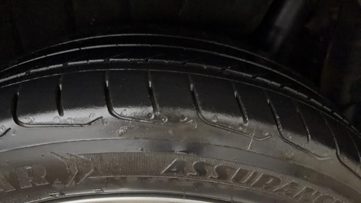 2024 Toyota INNOVA HYCROSS ZX HYBRID 7 STR, Hybrid, Automatic, 24,109 km, Left Rear Tyre Tread