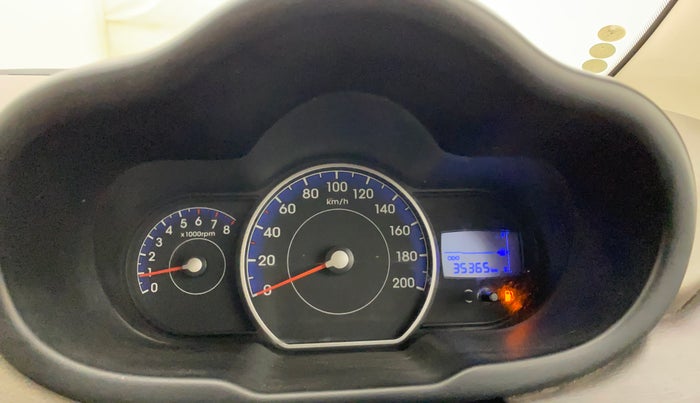 2014 Hyundai i10 MAGNA 1.1, Petrol, Manual, 35,329 km, Odometer Image