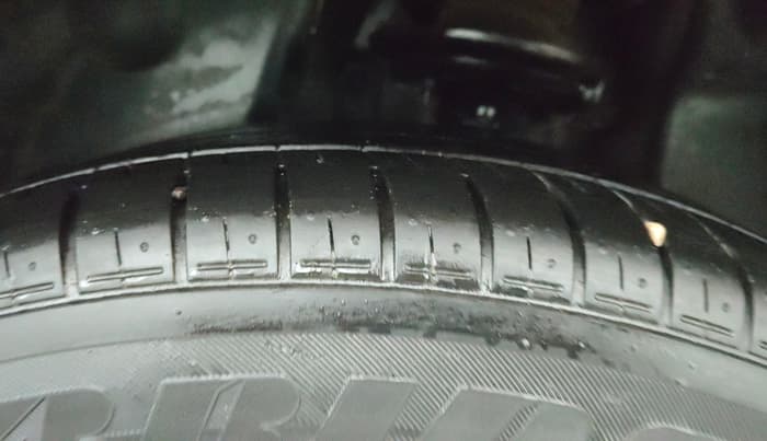 2021 Jeep Compass LIMITED (O) 1.4 PETROL DCT, Petrol, Automatic, 50,443 km, Left Rear Tyre Tread