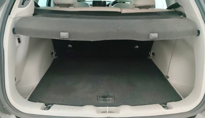 2021 Jeep Compass LIMITED (O) 1.4 PETROL DCT, Petrol, Automatic, 50,443 km, Boot Inside