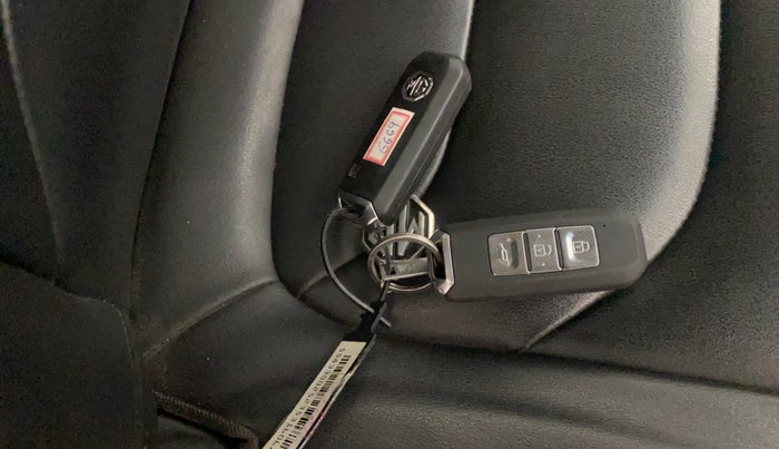 2019 MG HECTOR SHARP 1.5 DCT PETROL, Petrol, Automatic, 73,759 km, Key Close Up