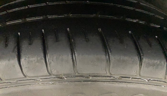 2019 MG HECTOR SHARP 1.5 DCT PETROL, Petrol, Automatic, 73,759 km, Right Rear Tyre Tread