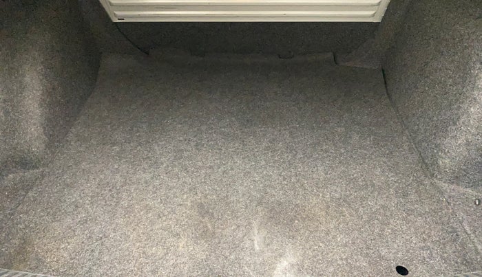 2020 Volkswagen Vento HIGHLINE 1.0L TSI, Petrol, Manual, 1,10,984 km, Boot Inside