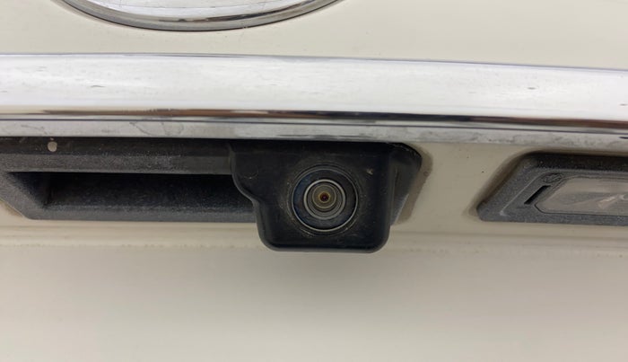 2020 Volkswagen Vento HIGHLINE 1.0L TSI, Petrol, Manual, 1,10,984 km, Parking Camera