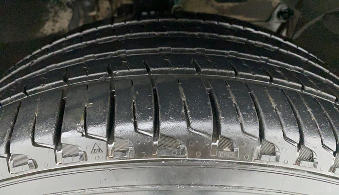 2019 Renault Duster RXS 110 PS, Diesel, Manual, 57,721 km, Right Front Tyre Tread