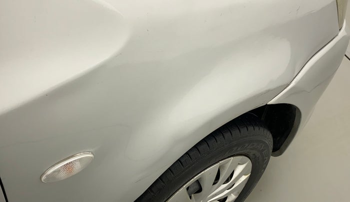 2013 Toyota Etios Liva G, Petrol, Manual, 58,634 km, Right fender - Minor scratches