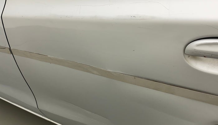 2013 Toyota Etios Liva G, Petrol, Manual, 58,634 km, Rear left door - Paint has faded