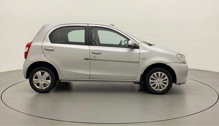 2013 Toyota Etios Liva G, Petrol, Manual, 58,634 km, Right Side View