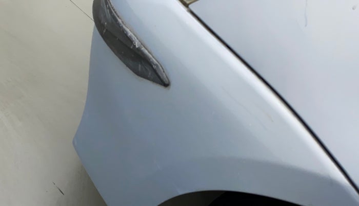 2011 Toyota Etios Liva G, Petrol, Manual, 44,237 km, Front bumper - Minor scratches