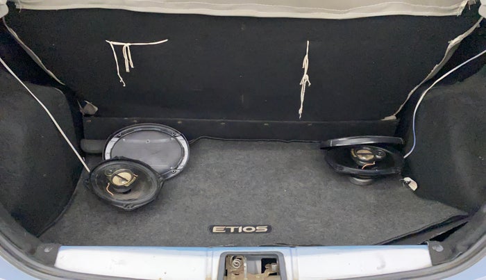 2011 Toyota Etios Liva G, Petrol, Manual, 44,237 km, Boot Inside