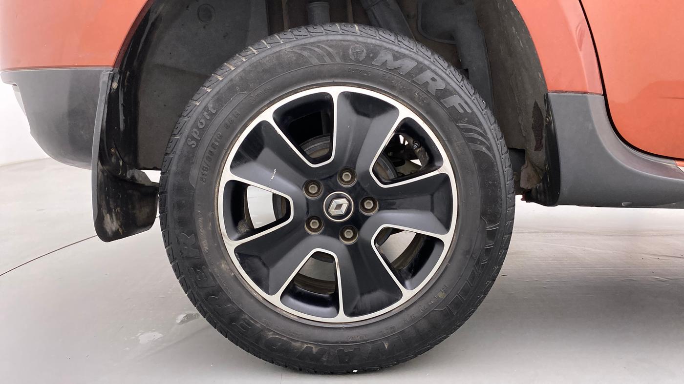 2017 Renault Duster RXZ 85 PS DIESEL, Diesel, Manual, 69,982 km, Right Rear Wheel