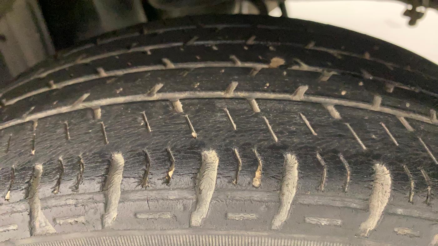 2016 Maruti Alto K10 VXI AMT, Petrol, Automatic, 67,493 km, Left Rear Tyre Tread