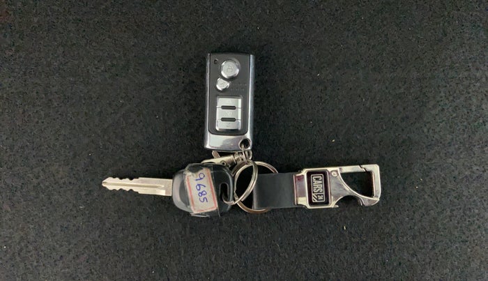 2011 Maruti Alto K10 LXI P, Petrol, Manual, 47,741 km, Key Close-up