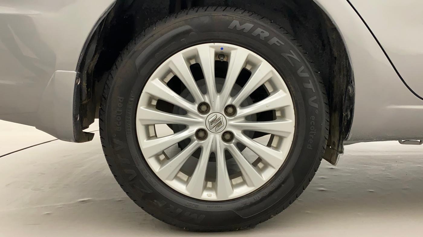 2018 Maruti Ciaz ZETA 1.4  AT PETROL, Petrol, Automatic, 1,19,997 km, Right Rear Wheel