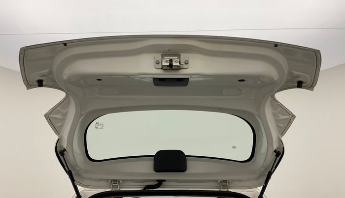2016 Renault Kwid RXT 0.8, Petrol, Manual, 58,585 km, Boot Door Open