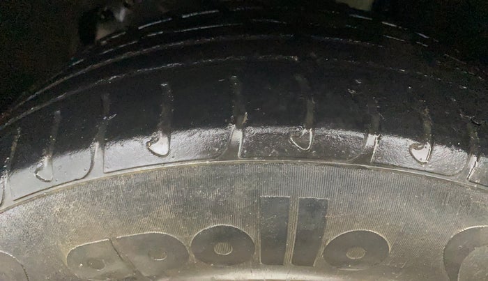 2019 Nissan Kicks XL 1.5, Petrol, Manual, 63,751 km, Left Front Tyre Tread