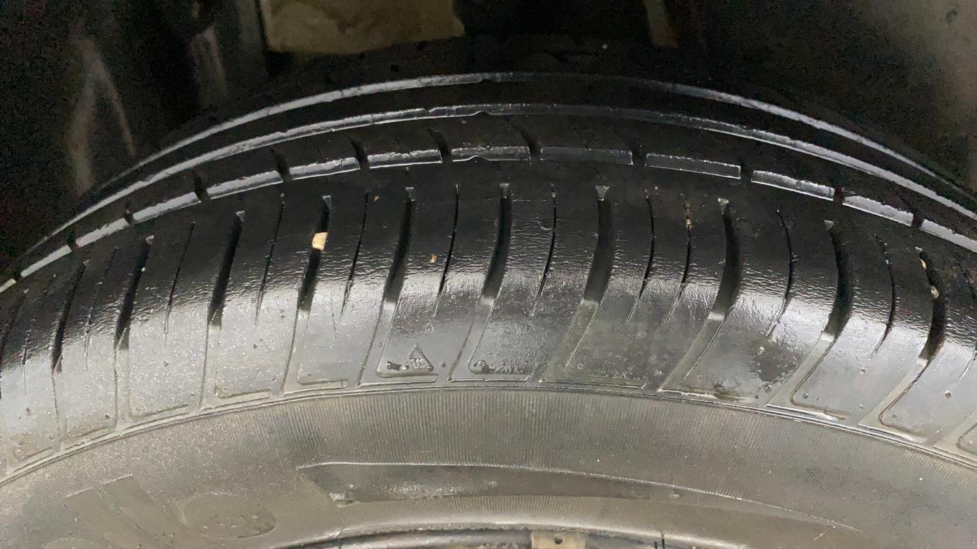 2019 Nissan Kicks XL 1.5, Petrol, Manual, 63,751 km, Right Rear Tyre Tread