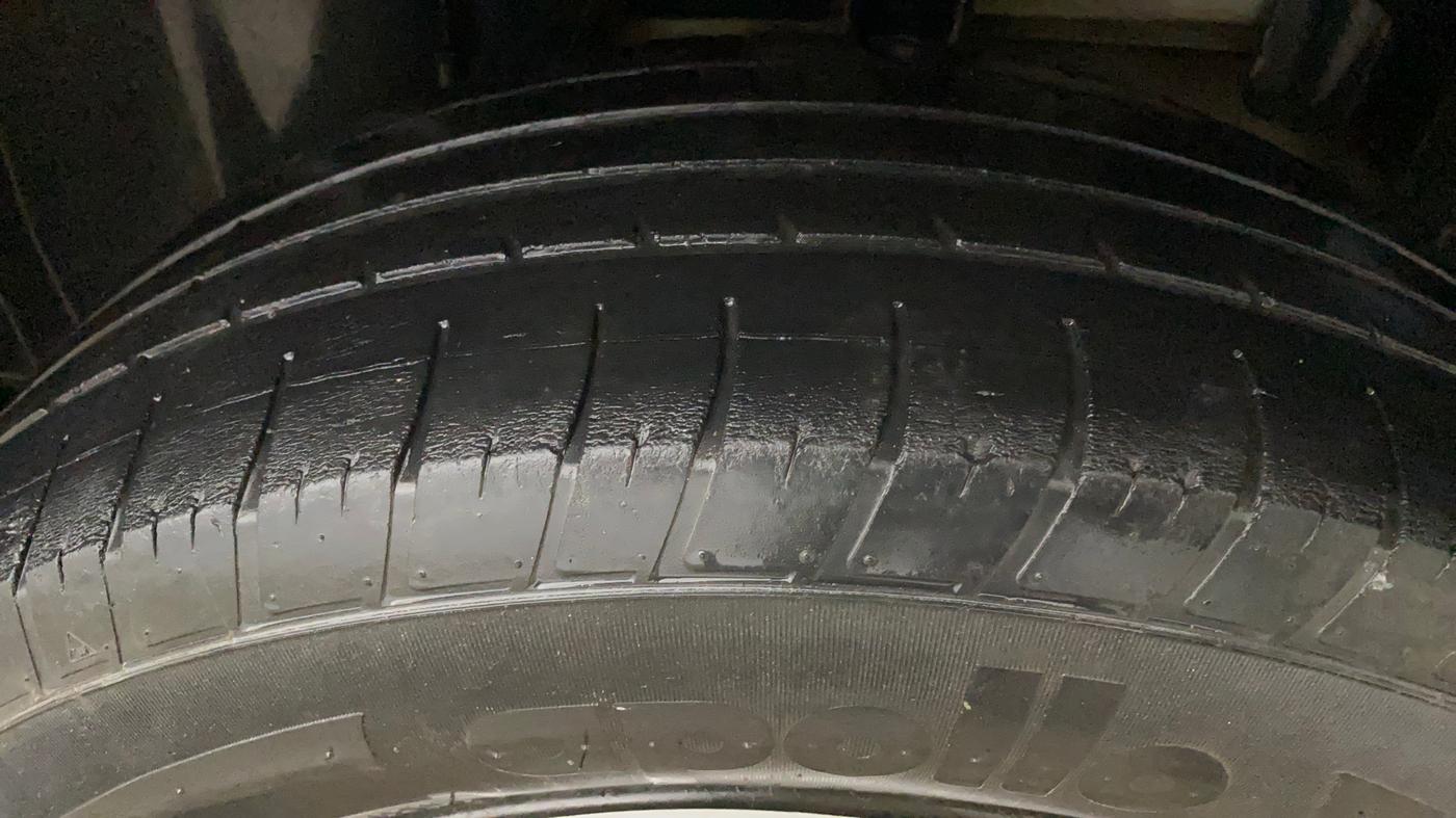 2019 Nissan Kicks XL 1.5, Petrol, Manual, 63,751 km, Left Rear Tyre Tread