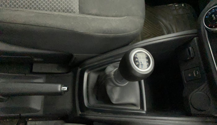 2019 Nissan Kicks XL 1.5, Petrol, Manual, 63,751 km, Gear Lever