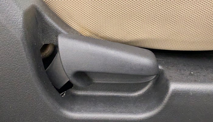 2015 Maruti Wagon R 1.0 LXI, Petrol, Manual, 20,290 km, Driver Side Adjustment Panel