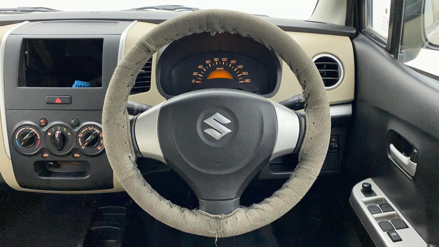2015 Maruti Wagon R 1.0 LXI, Petrol, Manual, 20,290 km, Steering Wheel Close Up