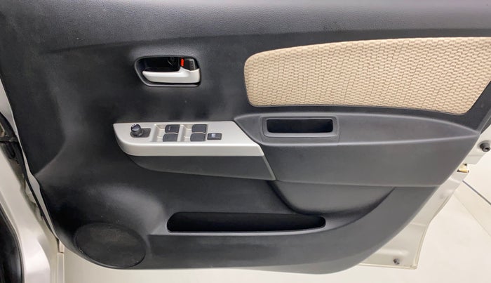2015 Maruti Wagon R 1.0 LXI, Petrol, Manual, 20,290 km, Driver Side Door Panels Control