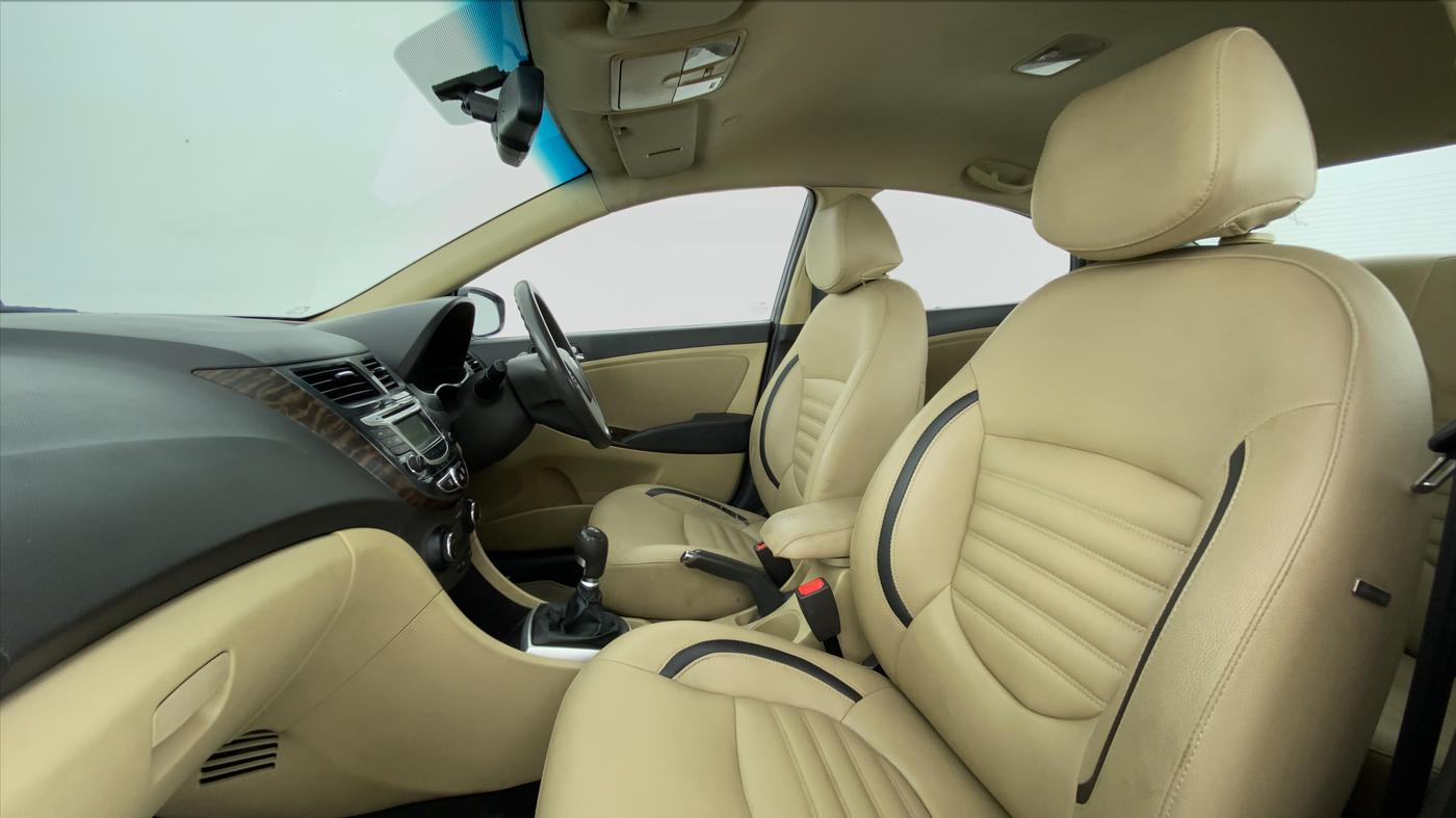 2014 Hyundai Verna FLUIDIC 1.4 EX CRDI, Diesel, Manual, 78,498 km, Right Side Front Door Cabin