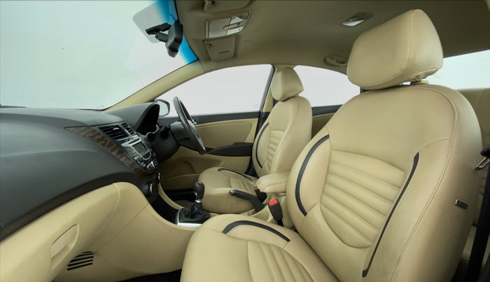 2014 Hyundai Verna FLUIDIC 1.4 EX CRDI, Diesel, Manual, 78,498 km, Right Side Front Door Cabin