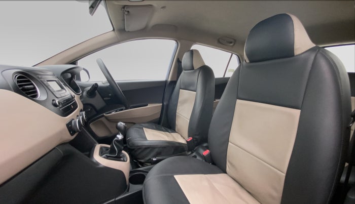 2016 Hyundai Grand i10 SPORTZ 1.2 KAPPA VTVT, Petrol, Manual, 34,047 km, Right Side Front Door Cabin
